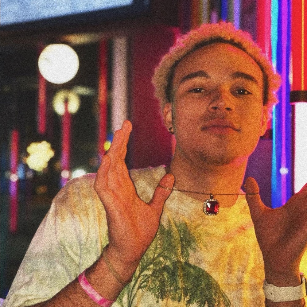 Meet your Posher, Donovan